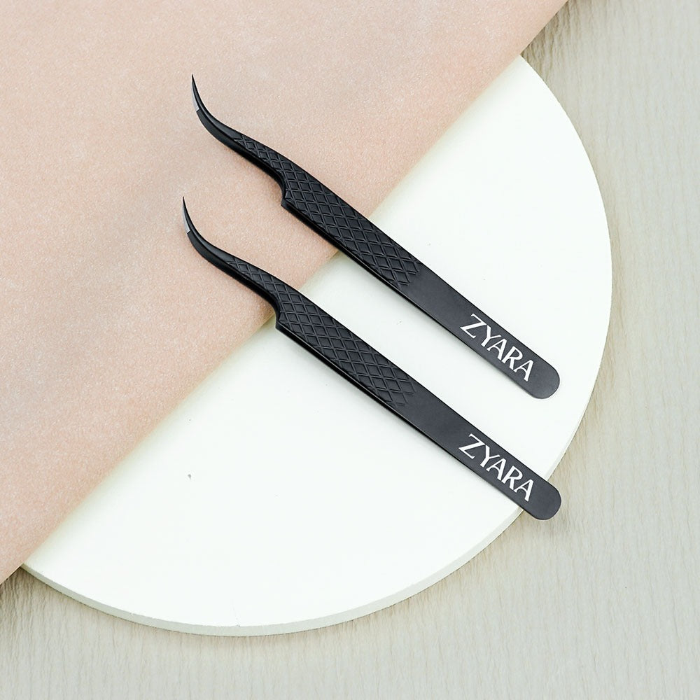 Classic Lash Tweezers